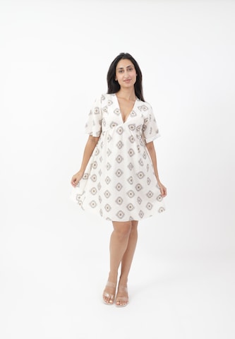 Elara Summer dress in Beige: front