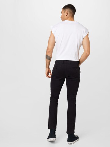 Superdry Slimfit Chino hlače 'OFFICERS' | črna barva