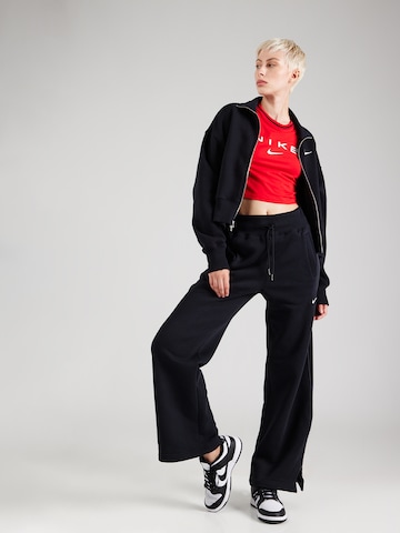 Nike Sportswear Тениска в червено