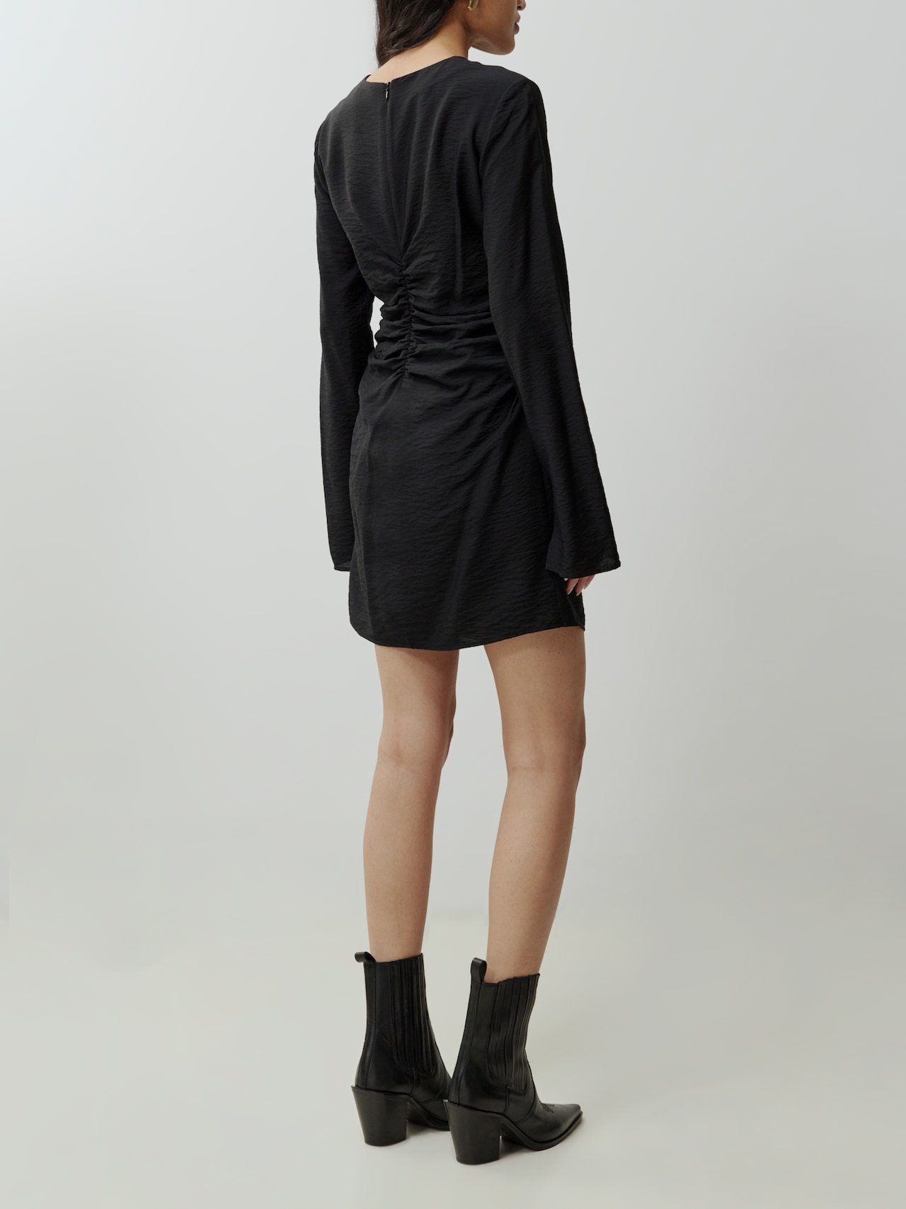 EDITED Producten Jurk 'Genesis' Zwart