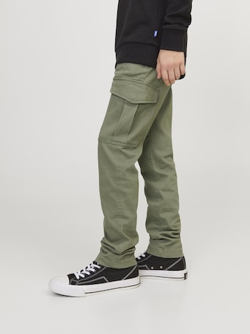 Coupe slim Pantalon 'Marco Joe' Jack & Jones Junior en vert