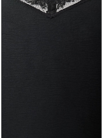 Top 'Flikka' de la Zizzi pe negru