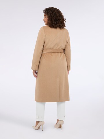 Manteau d’hiver Fiorella Rubino en beige