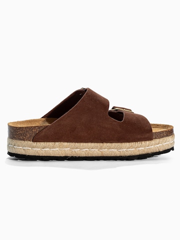 Bayton Μιούλ 'ALCEE' σε καφέ