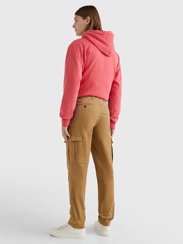 Regular Pantaloni cu buzunare de la TOMMY HILFIGER pe maro