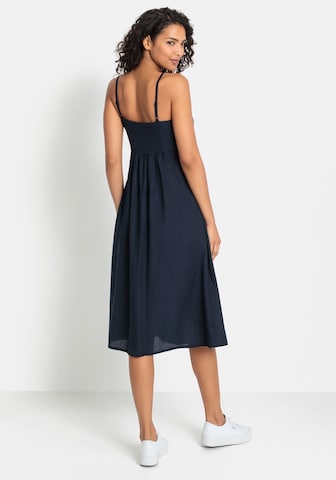 Robe d’été LASCANA en bleu