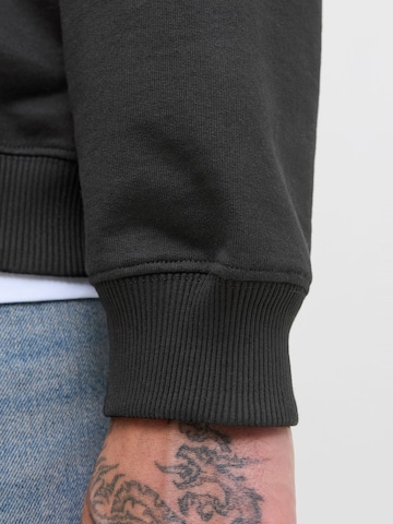JACK & JONES Sweatshirt in Black