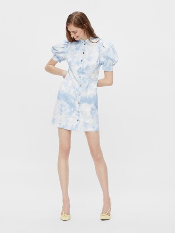 PIECES - Vestido camisero 'SKY' en azul