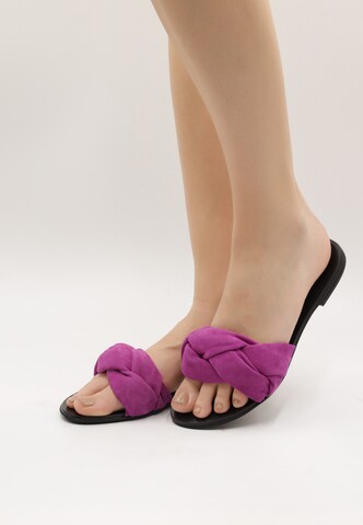 IZIA Mules in Pink