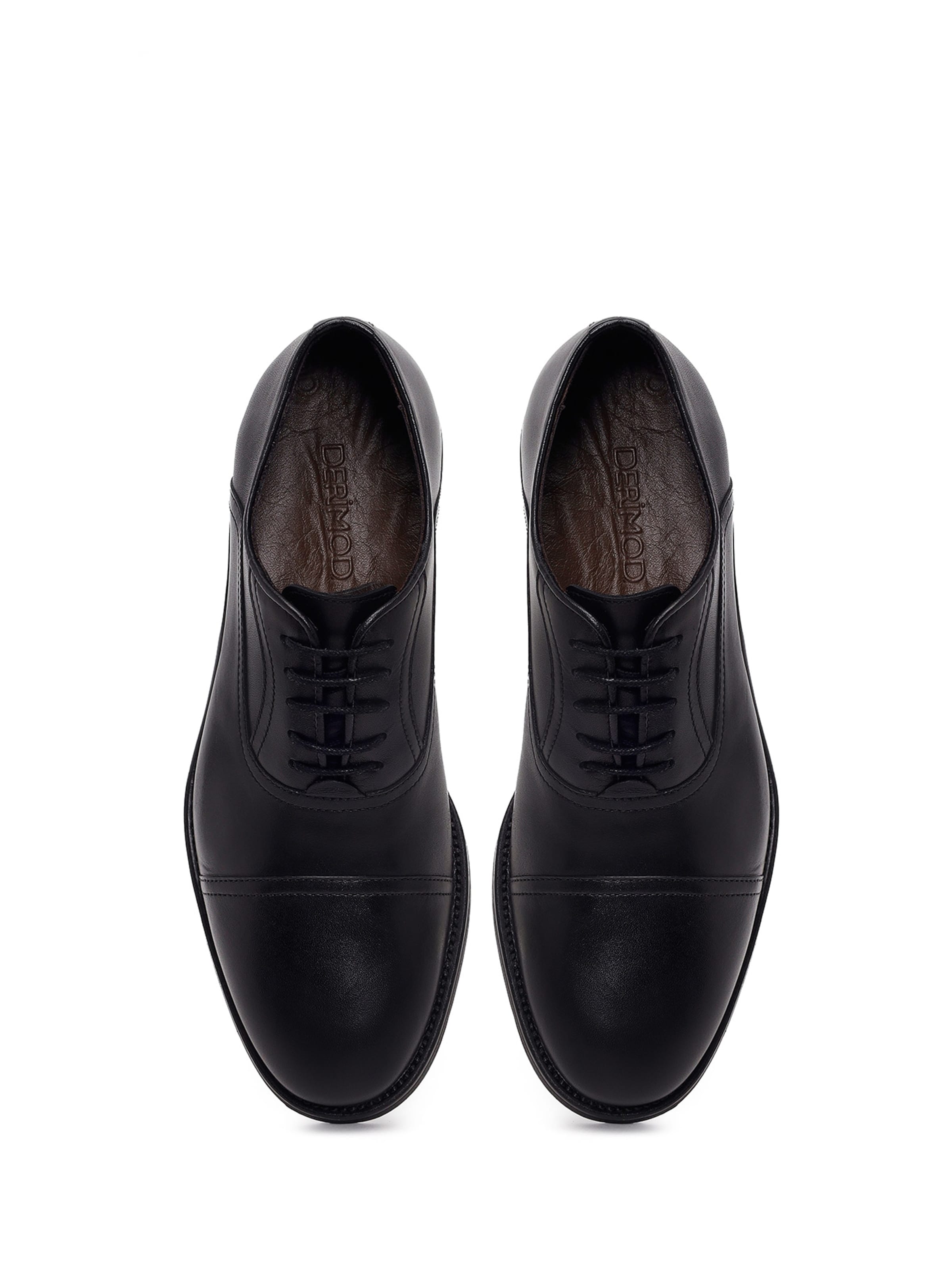 Derimod - Zapatos con cordón en negro