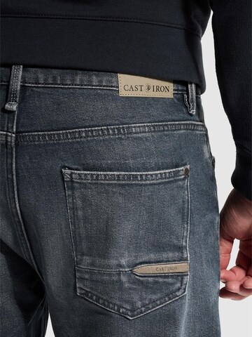 CAST IRON Lużny krój Jeansy 'Steeper relaxed fit jeans' w kolorze niebieski