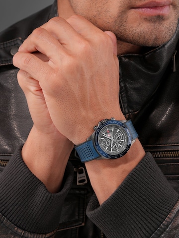 SWISS MILITARY HANOWA Analoog horloge 'Watchman' in Blauw: voorkant