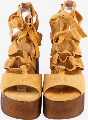Get it Sandals & High-Heeled Sandals in 39 in Beige