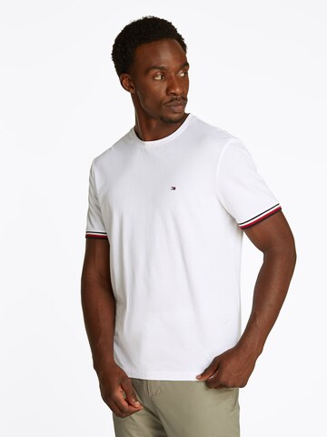 Tricou de la TOMMY HILFIGER pe alb: față