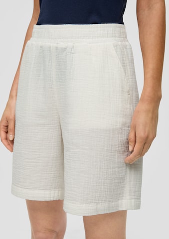 s.Oliver - Pierna ancha Pantalón en beige: frente