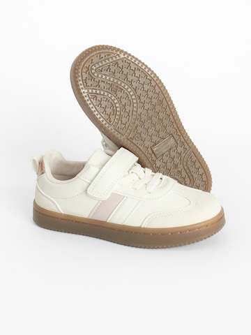 Cool Club Tenisky – béžová: přední strana