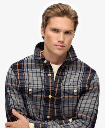 Coupe regular Chemise Superdry en bleu