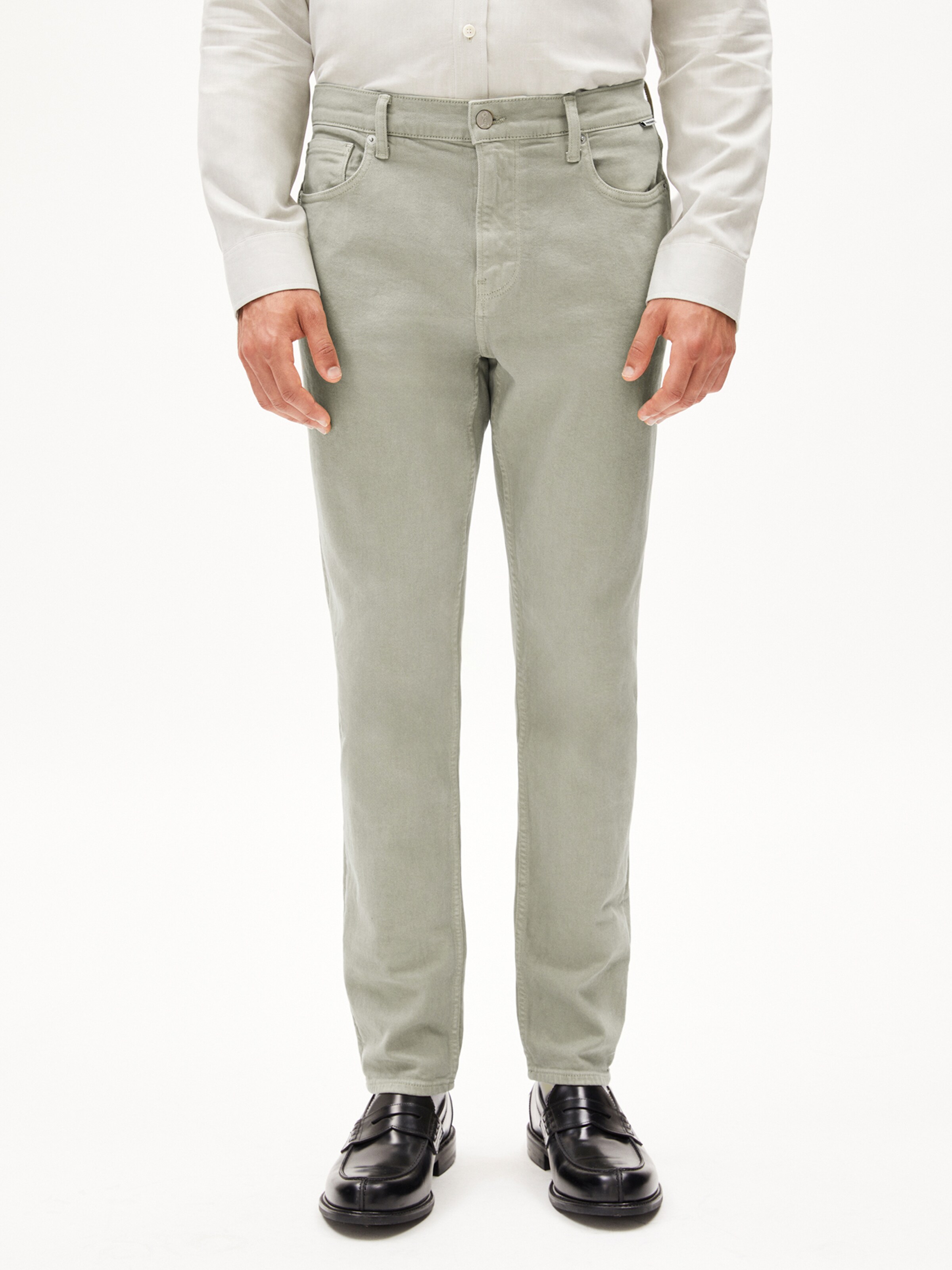 ARMEDANGELS Regular Jeans 'AARJO TARPA' in Green: front