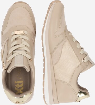 Xti Sneakers in Beige