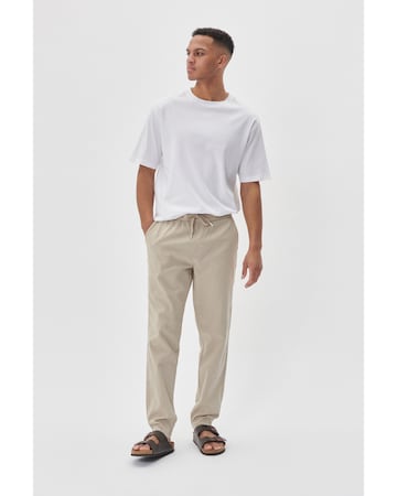 Matinique Regular Broek in Beige: voorkant
