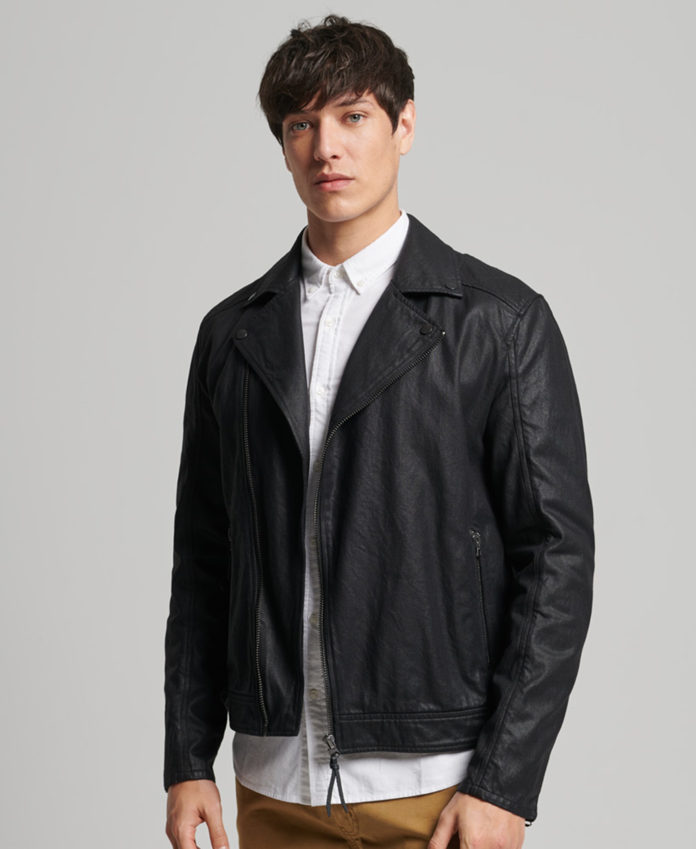 Männer Jacken Superdry Übergangsjacke in Schwarz - QS65779 Männer Jacken Superdry Übergangsjacke in Schwarz - QS65779