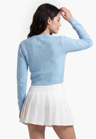 MYMO Knit Cardigan in Blue