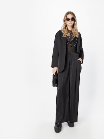 Gestuz Wide leg Pleat-front trousers 'Harlow' in Black