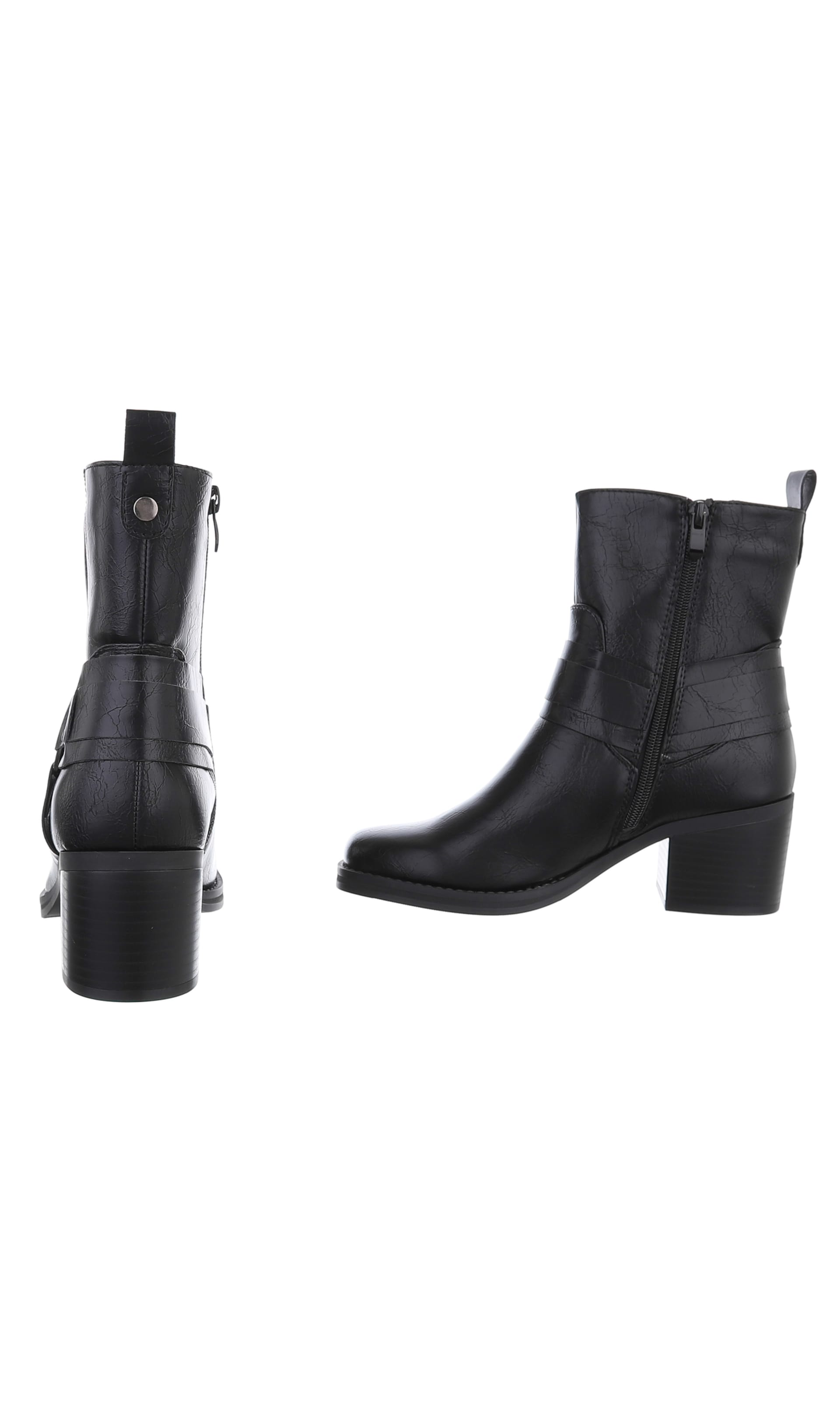Ital-Design Boots in Black