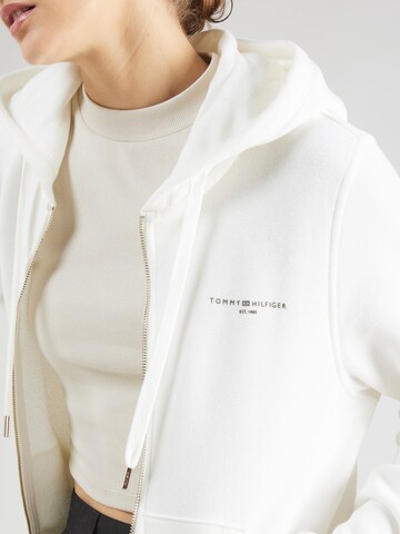 TOMMY HILFIGER - Sudadera con cremallera en blanco