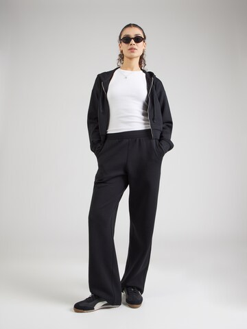 Abercrombie & Fitch Loose fit Trousers in Black