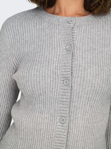 Cardigan 'ONLKatia' ONLY en gris