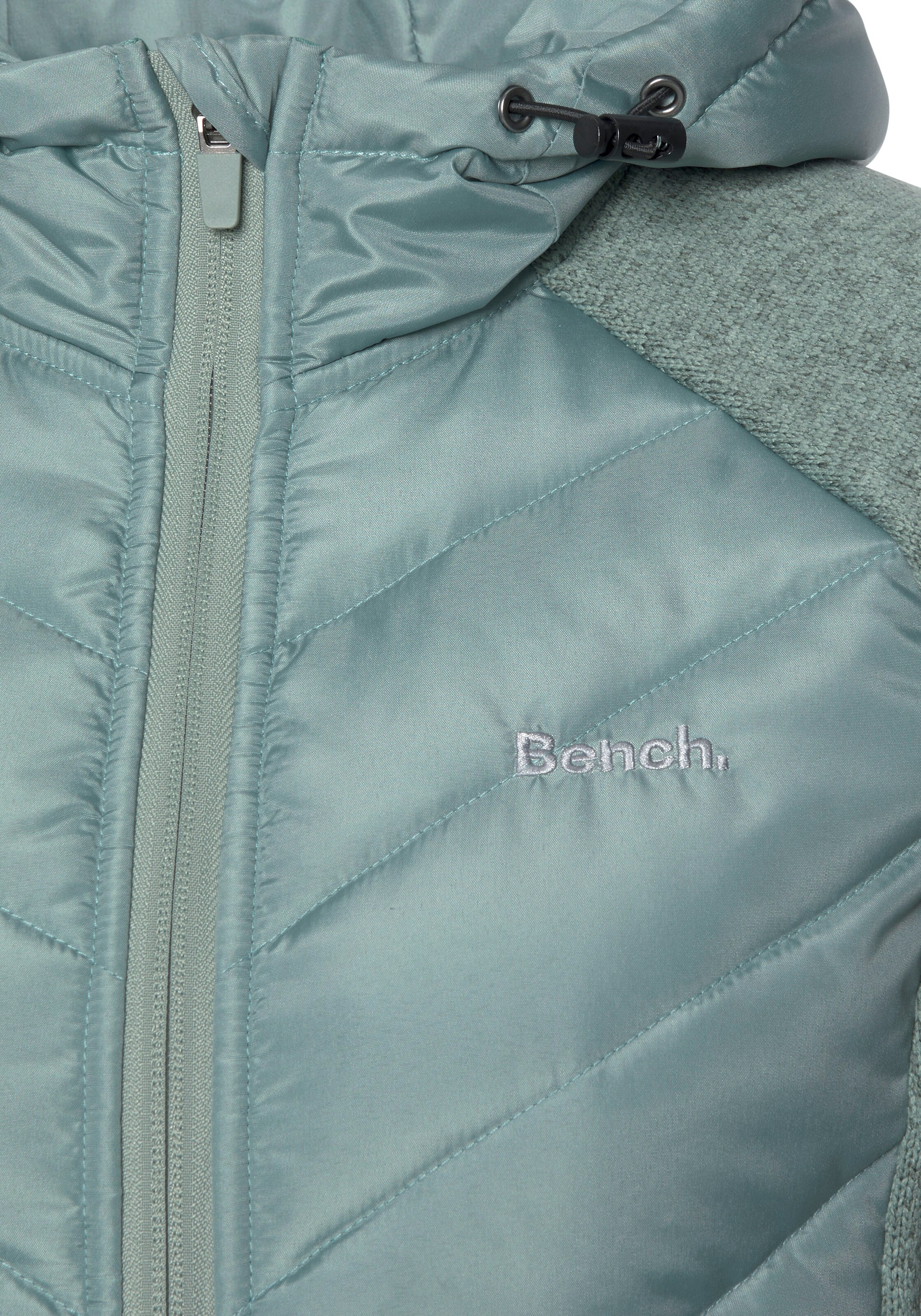 VIVANCE Between-Season Jacket in Green