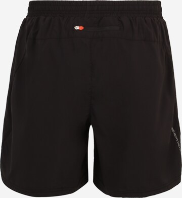 Newline Loosefit Sporthose in Schwarz