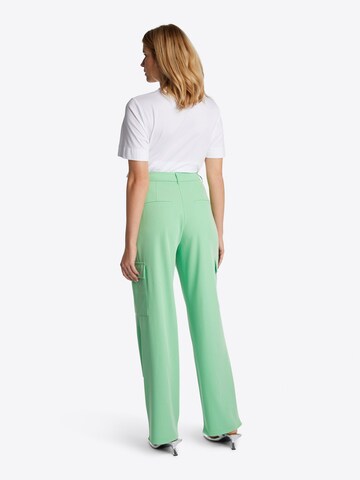 Rich & Royal Loose fit Trousers in Green