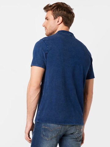 GUESS - Camiseta en azul