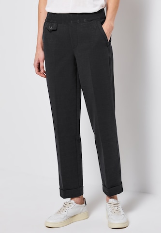 STREET ONE Regular Pleated Pants in Black: front