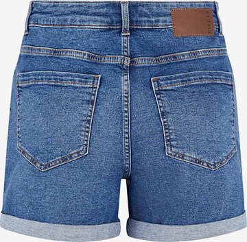 PIECES Regular Shorts 'Pacy' in Blau