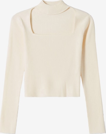 Bershka Sweater in Beige: front