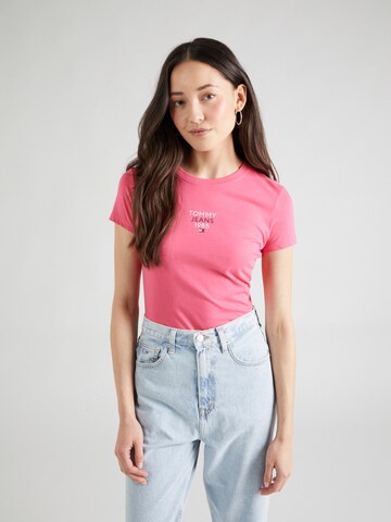 Tommy Jeans Koszulka 'ESSENTIAL' w kolorze różowy: przód