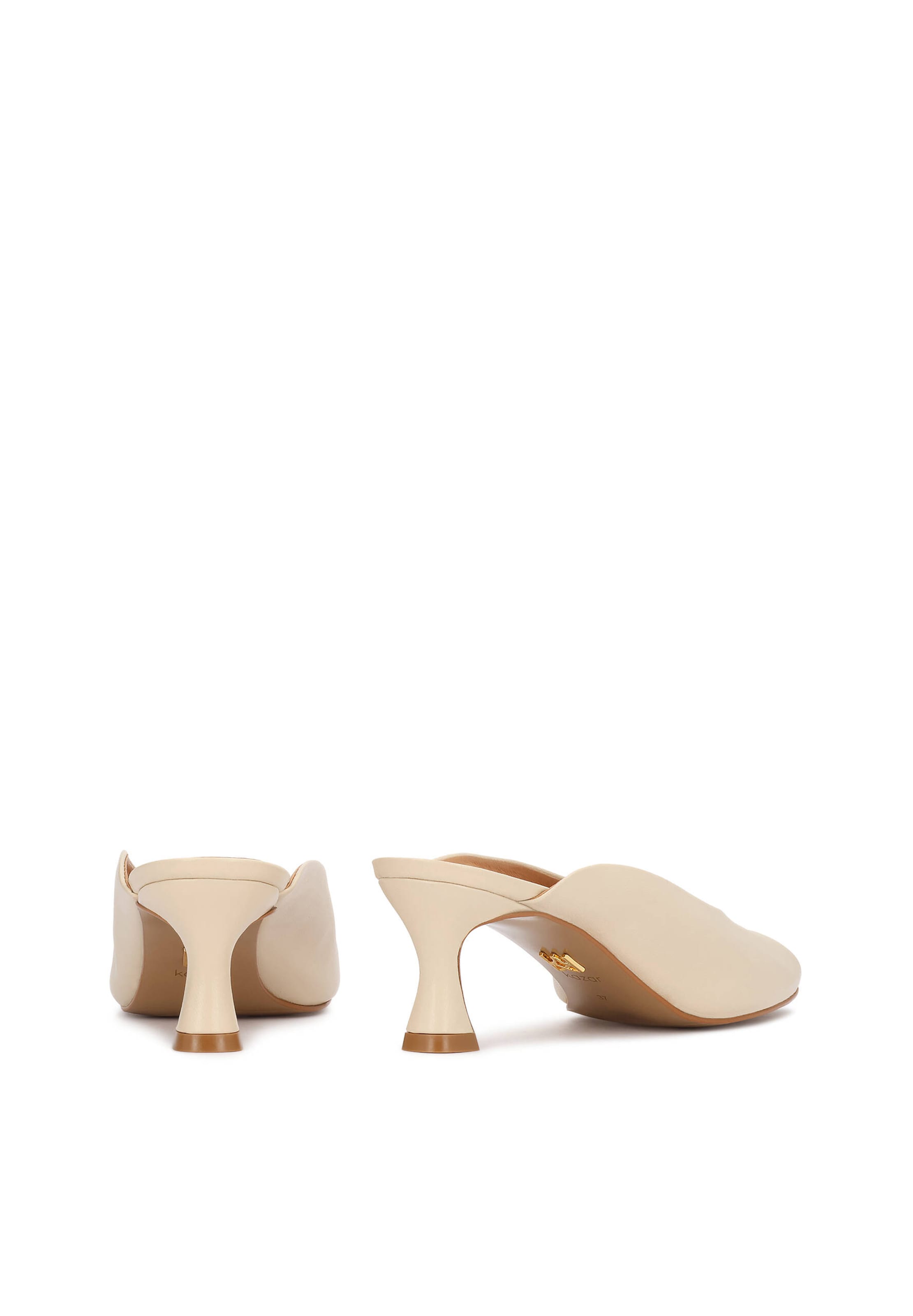 Mule Kazar en beige