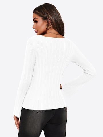 Imily Bela Trui in Wit: terug