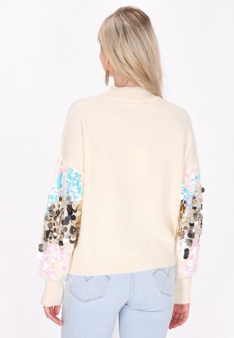 Pullover di IZIA in bianco
