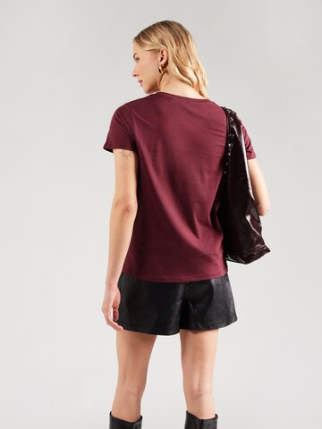 T-shirt GUESS en rouge