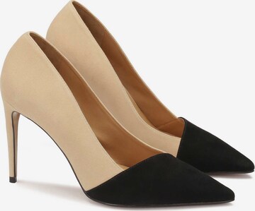 Kazar Pumps in Beige