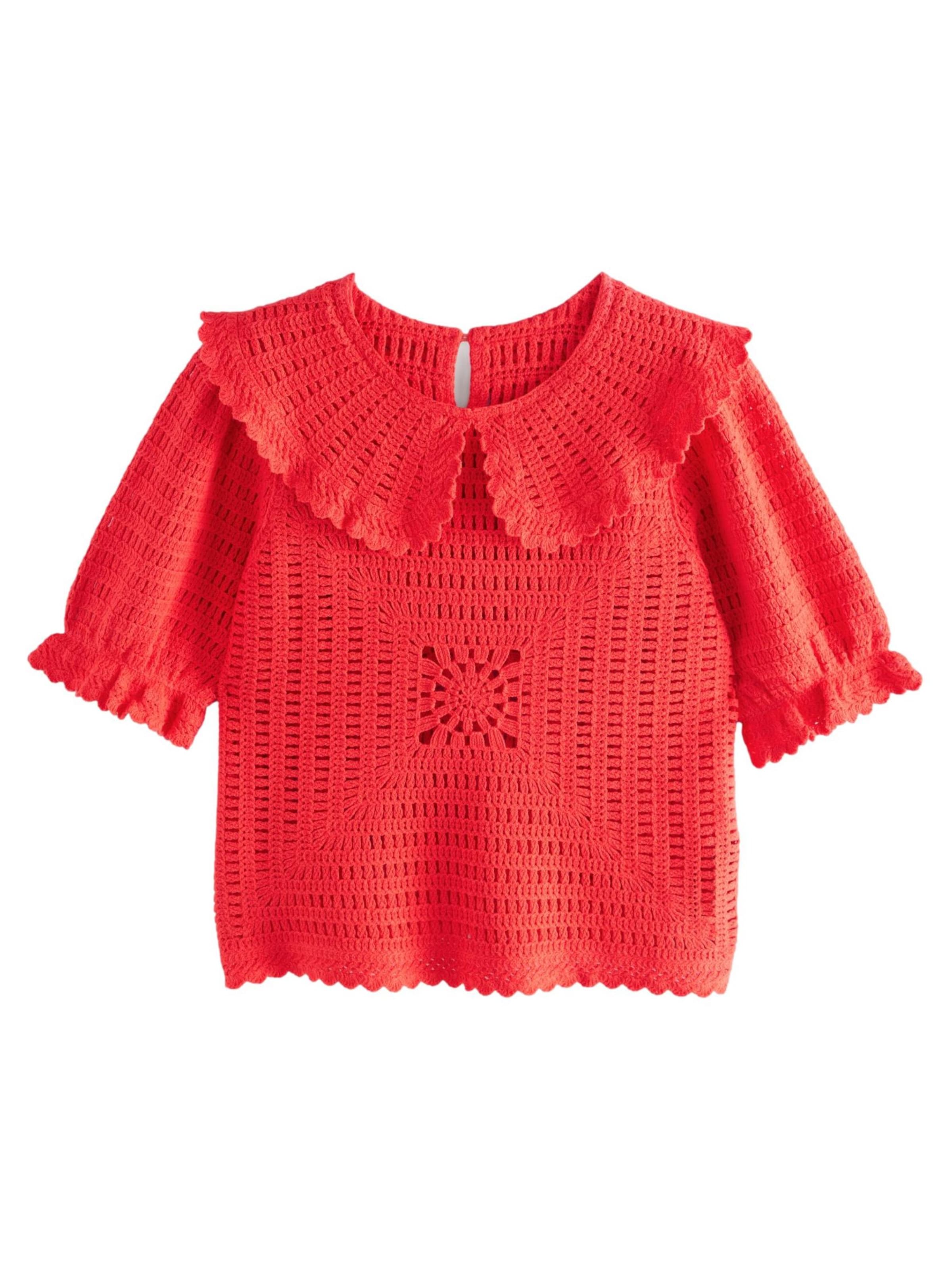 sarkans Next Blūze: no priekšpuses