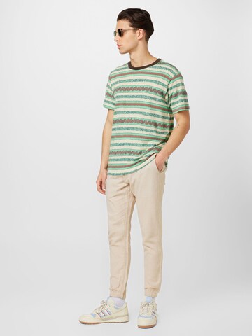 BILLABONG Performance Shirt in Green