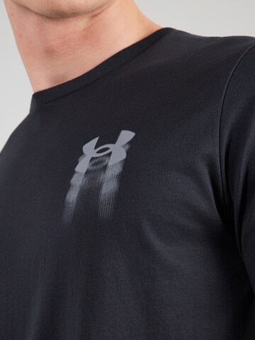 UNDER ARMOUR Performance Shirt in Black