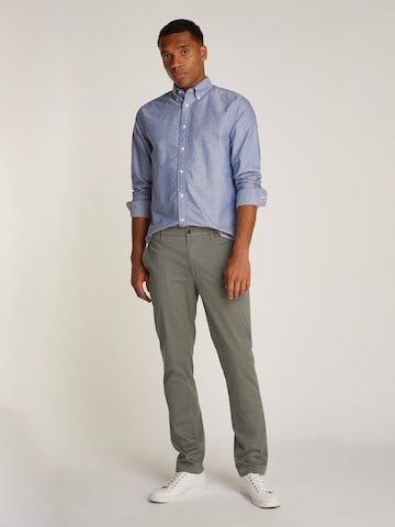 Regular Pantalon chino 'DENTON' TOMMY HILFIGER en gris