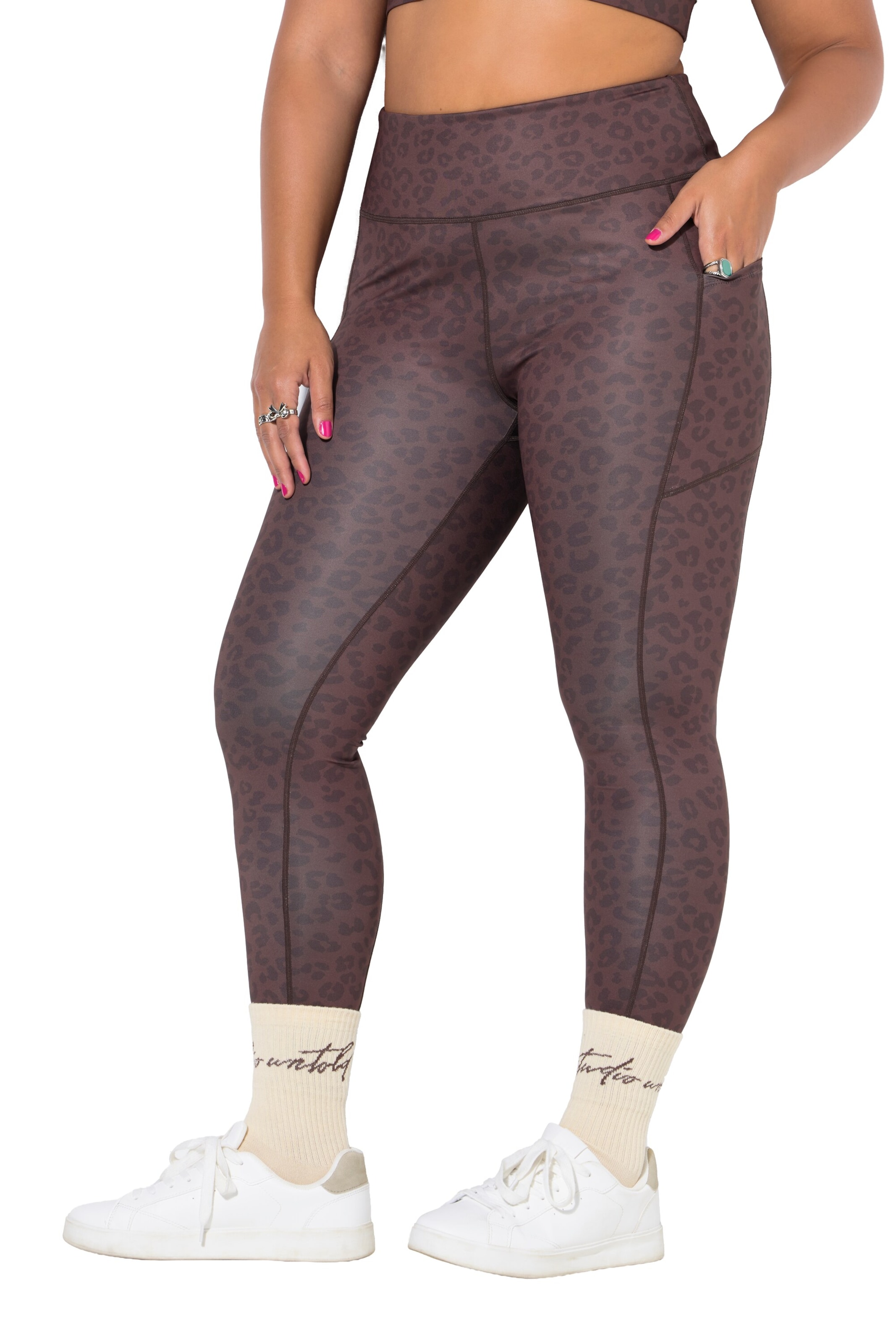 Studio Untold Skinny Sporthose in Braun: Vorderseite