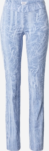 WEEKDAY Regular Broek in Blauw: voorkant